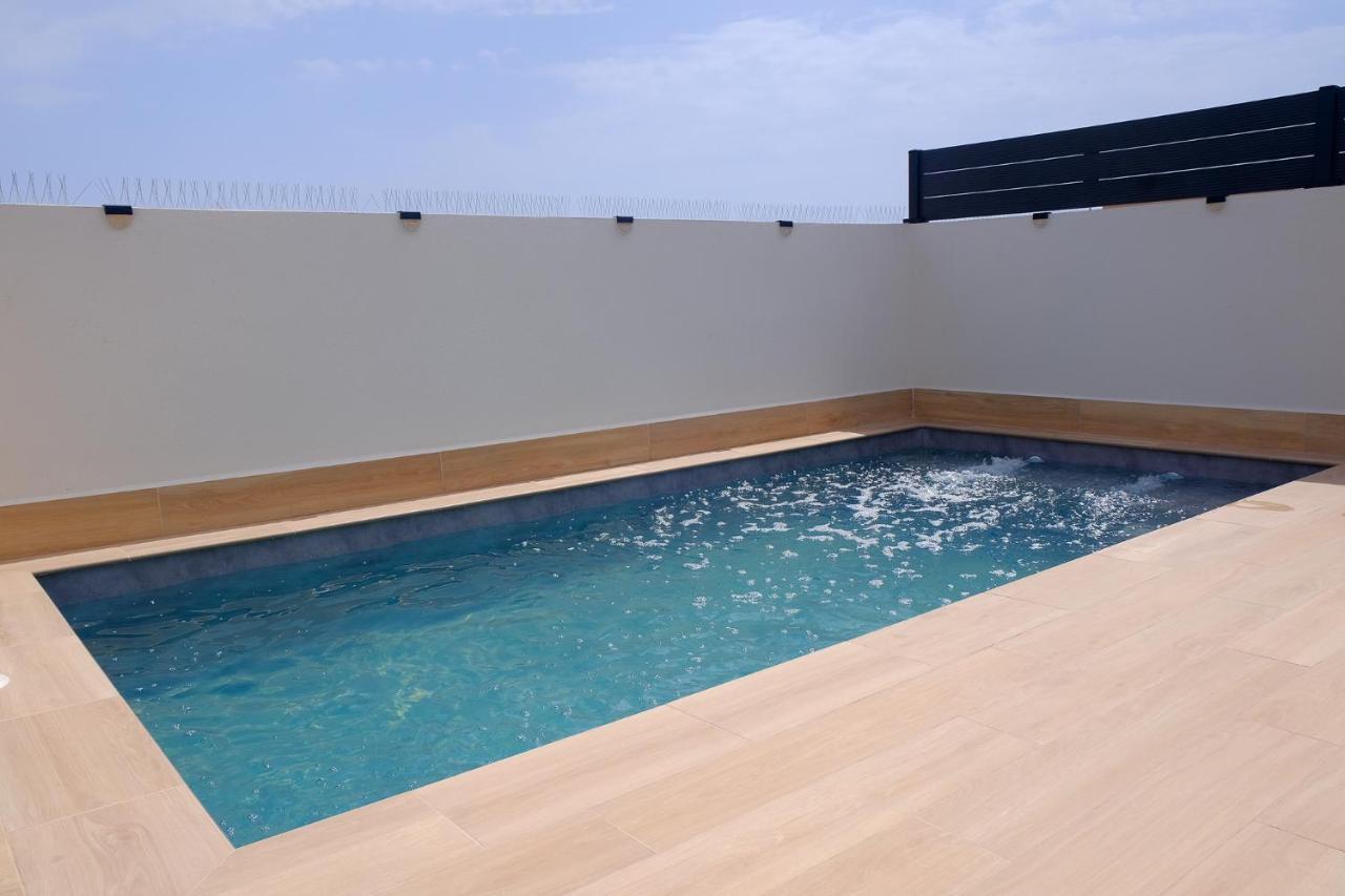 Ático con piscina privada a 150m de la playa Vera Exterior foto
