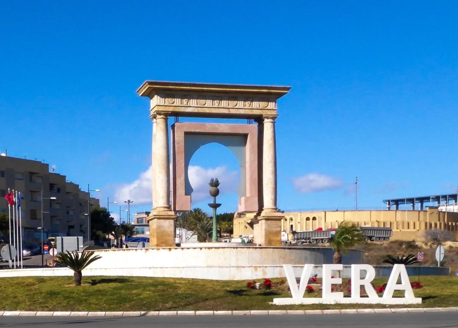 Ático con piscina privada a 150m de la playa Vera Exterior foto
